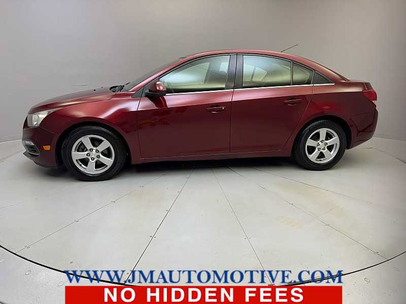 Used 2015 Chevrolet Cruze LT FWD image 2