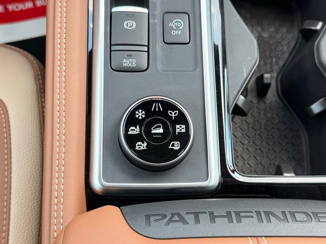 New 2026 Nissan Pathfinder Platinum AWD/4WD image 31