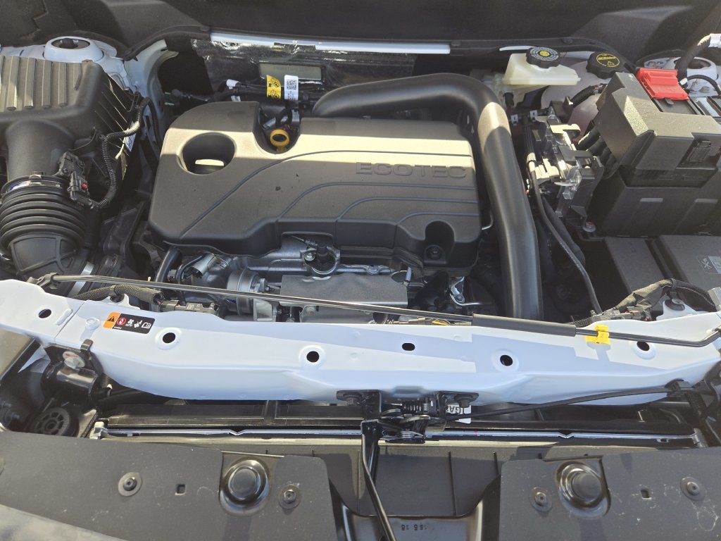 New 2027 Chevrolet Equinox RS FWD image 21