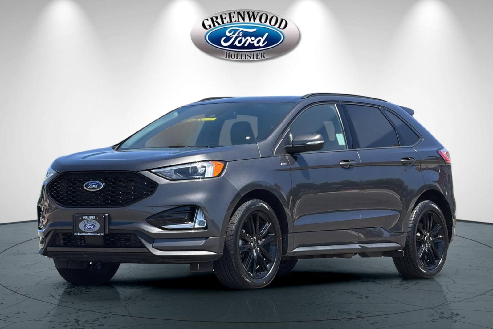 Used 2020 Ford Edge ST-Line w/ Cold Weather Package AWD/4WD image 8