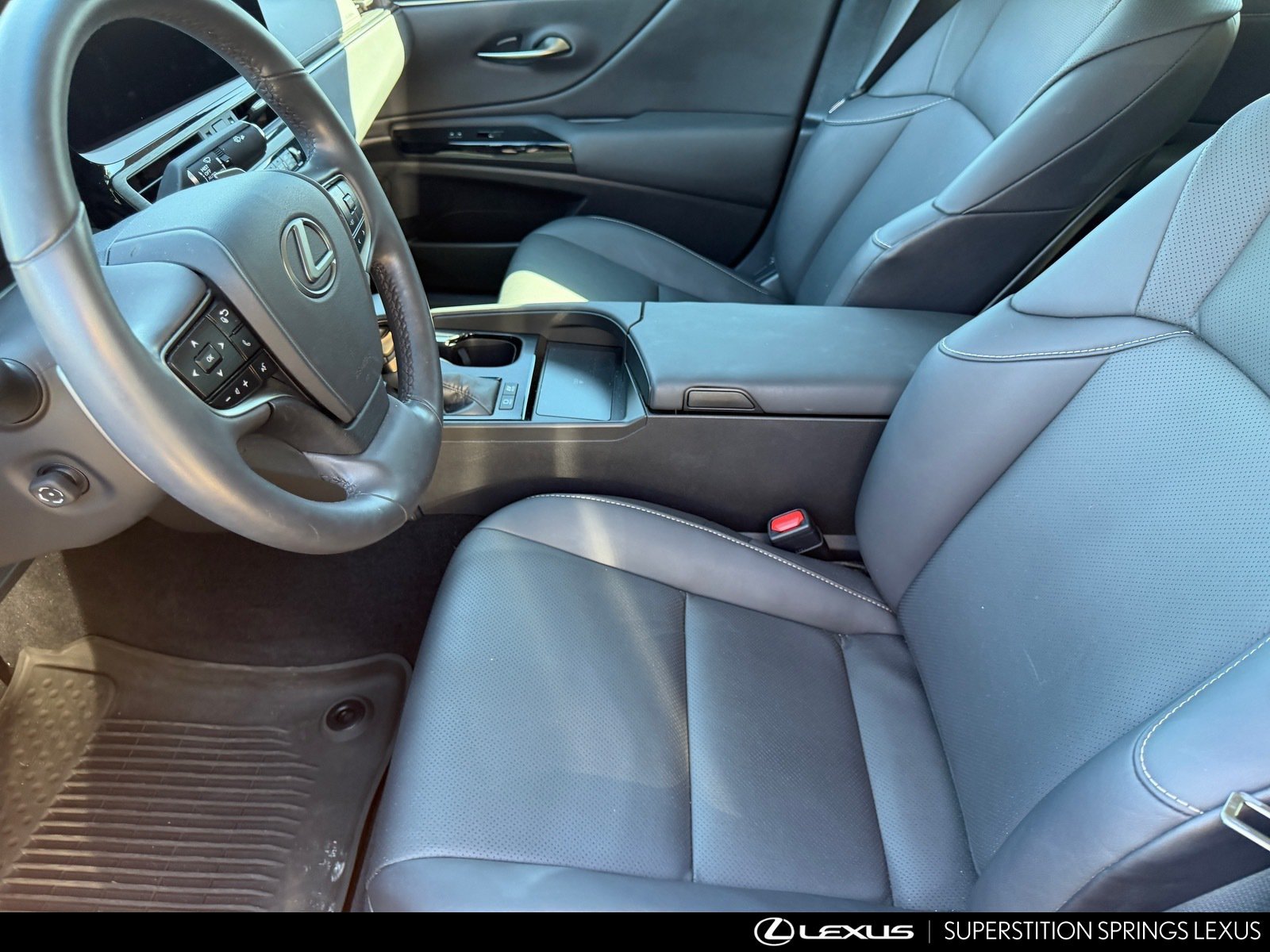 Used 2023 Lexus ES 300h w/ Premium Package FWD image 8