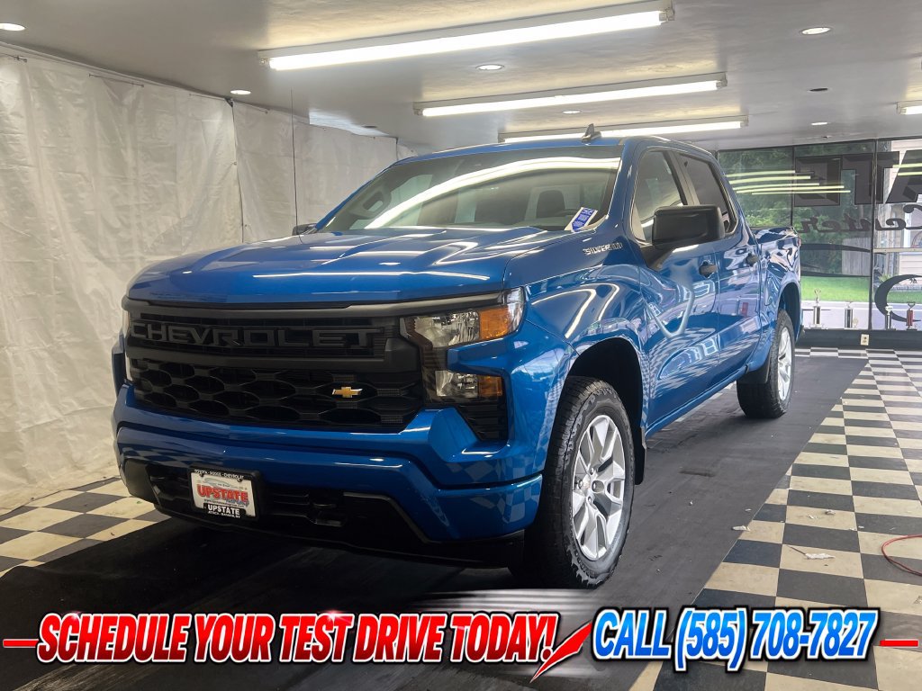Used 2023 Chevrolet Silverado 1500 Custom AWD/4WD image 4