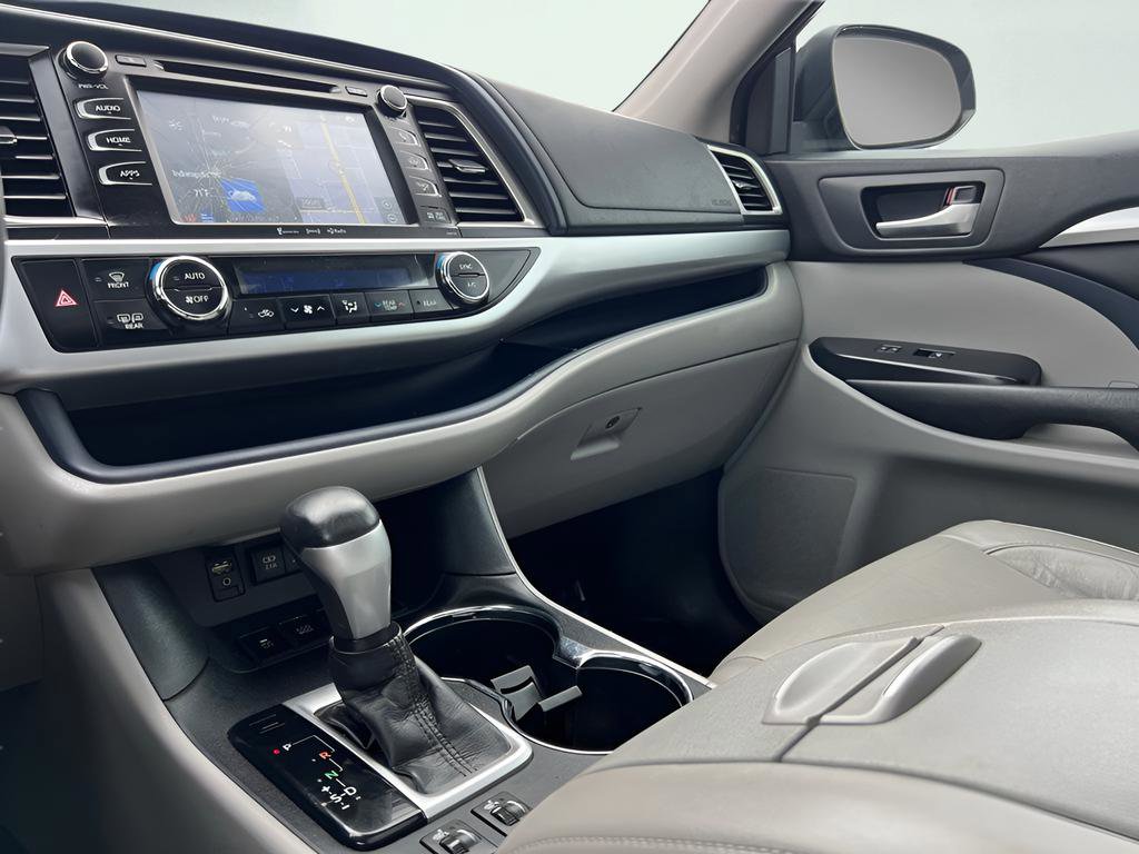 Used 2018 Toyota Highlander XLE image 45