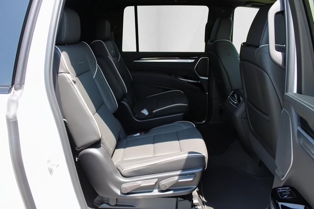 New 2025 Cadillac Escalade ESV Sport w/ Touring Package image 18