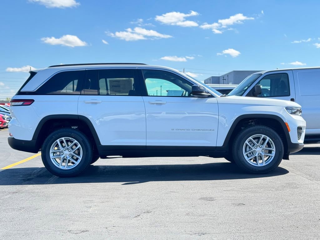New 2026 Jeep Grand Cherokee Laredo X AWD/4WD image 8