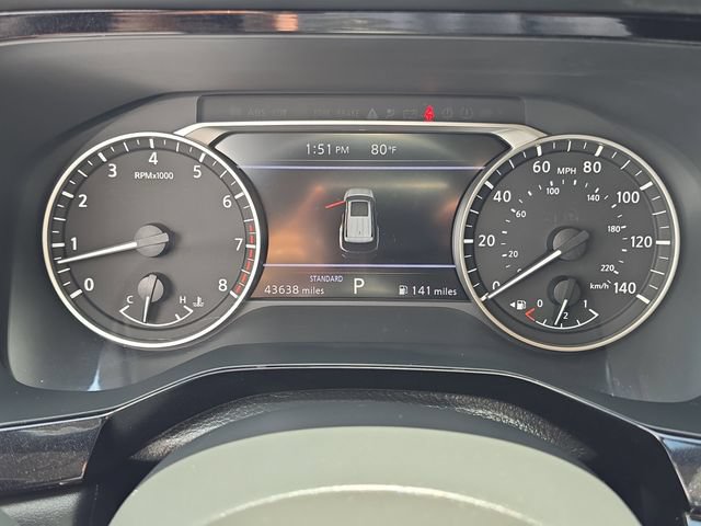 Used 2025 Nissan Pathfinder SV FWD image 29