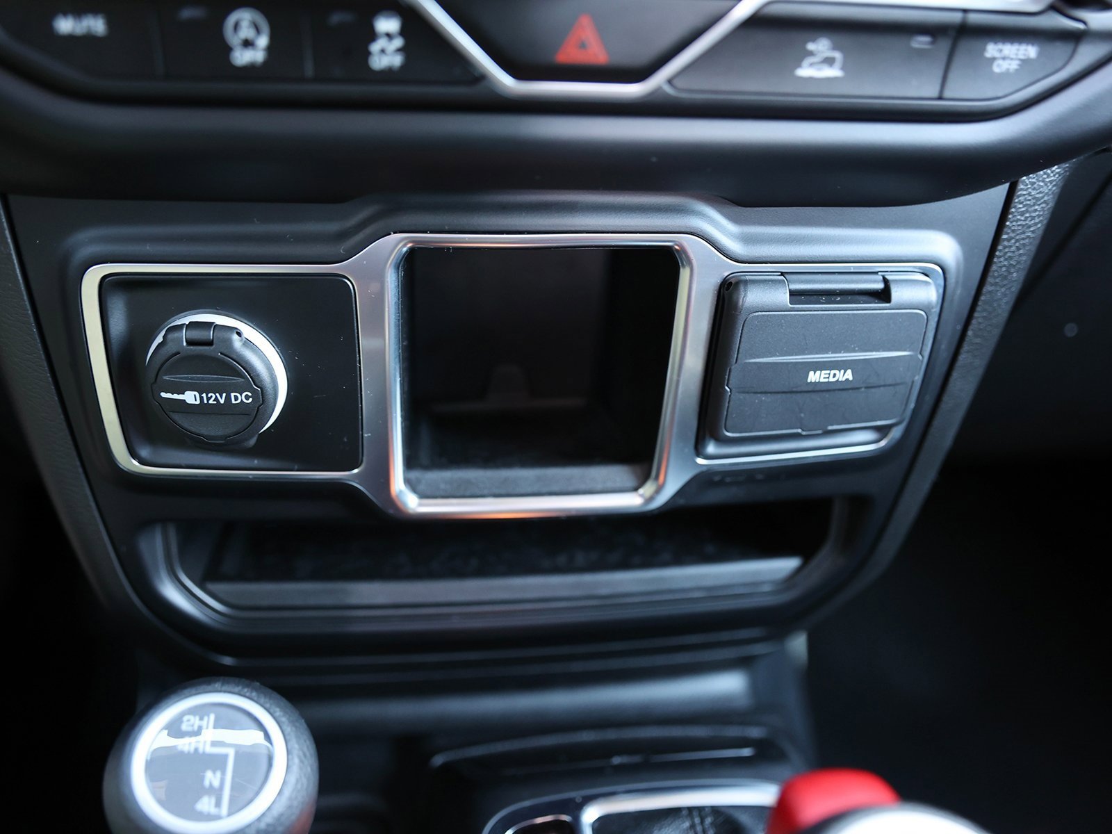 Used 2023 Jeep Gladiator Sport w/ Trailer Tow Package image 26