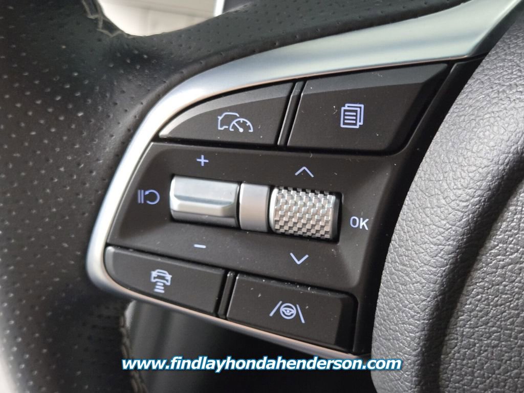 Used 2024 Genesis G70 2.5T image 26