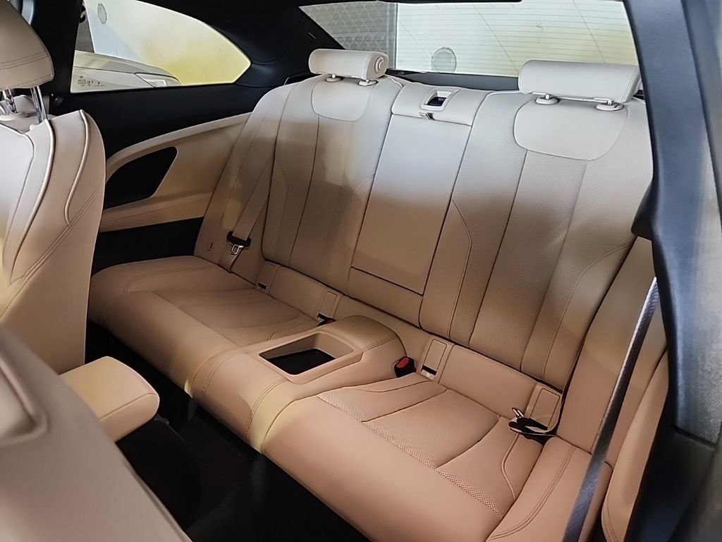 Used 2025 BMW 230i Coupe w/ Convenience Package image 3