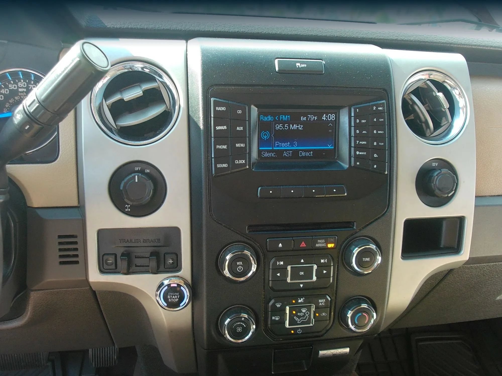 Used 2014 Ford F150 XLT w/ Equipment Group 302A Luxury RWD image 17