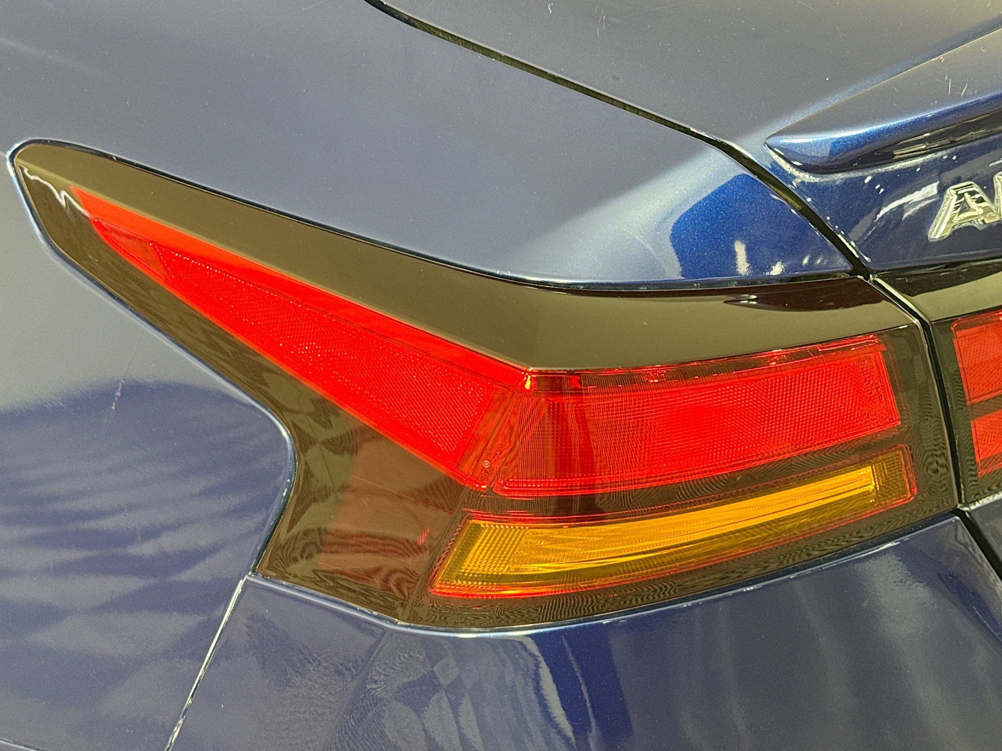 Used 2020 Nissan Altima 2.5 SR FWD image 35