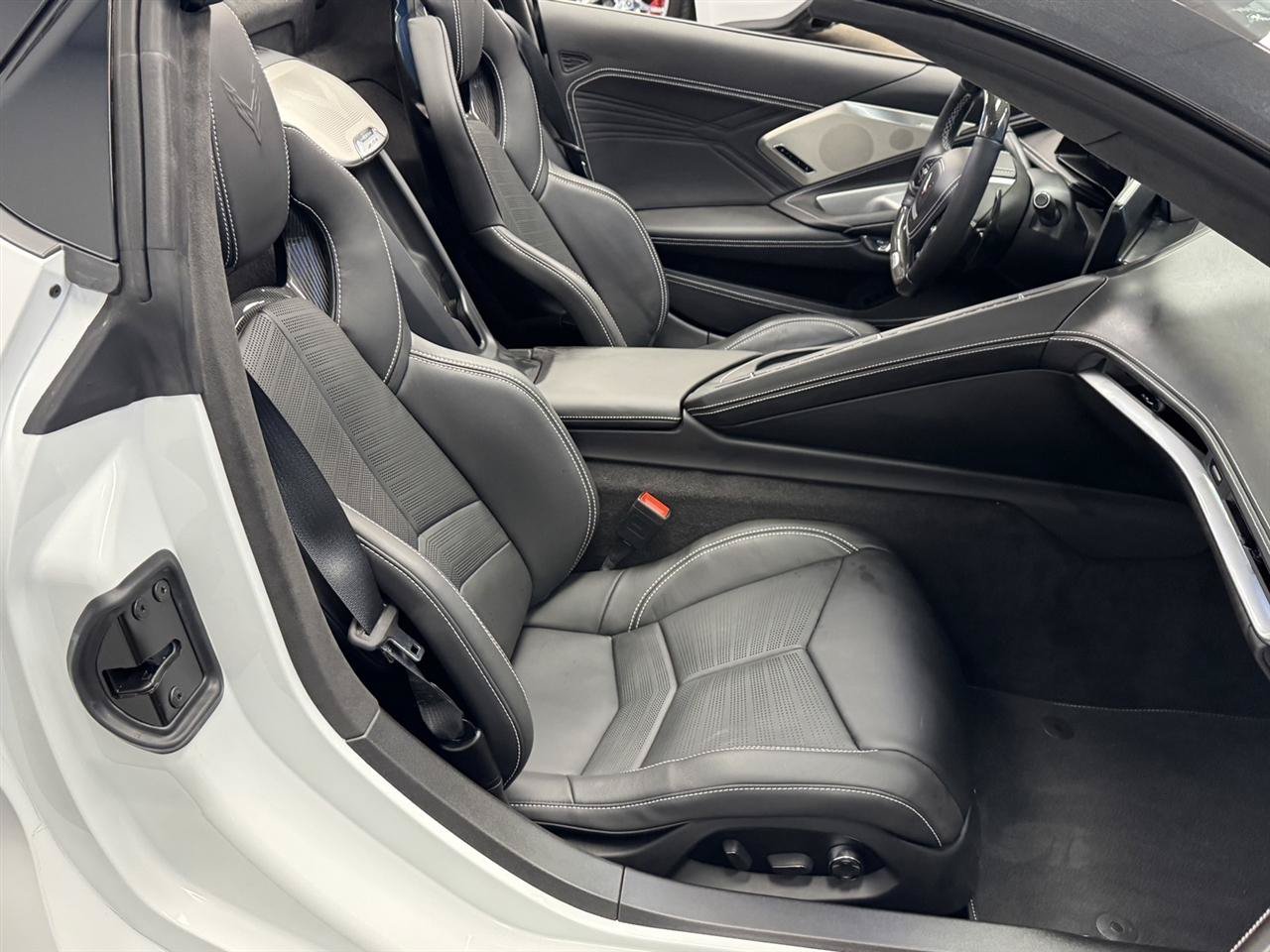 Used 2024 Chevrolet Corvette Z06 w/ Z07 Performance Package RWD image 22