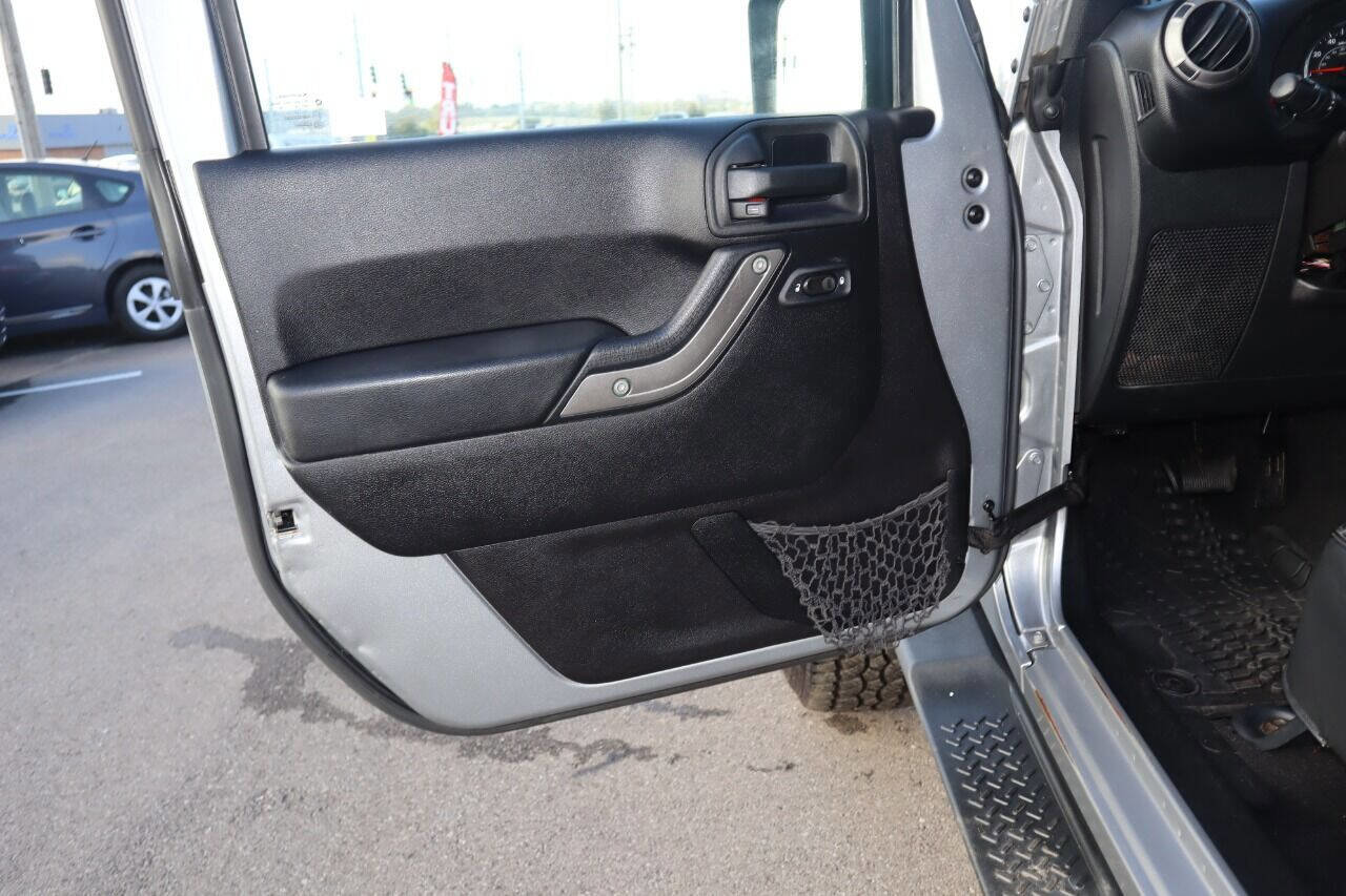 Used 2014 Jeep Wrangler Unlimited Sport w/ Quick Order Package 24S image 14