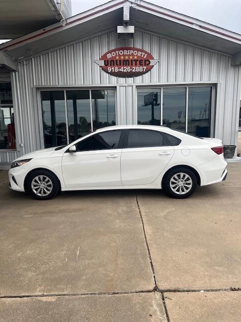 Used 2022 Kia Forte Sedan image 1