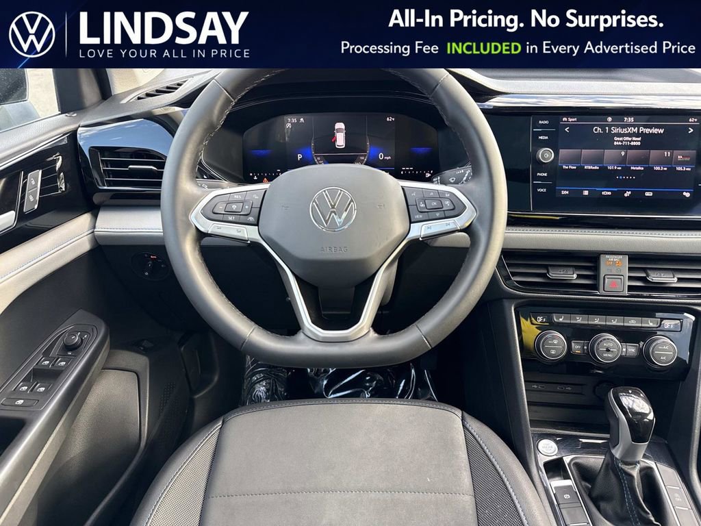 Used 2024 Volkswagen Taos SE AWD/4WD image 13