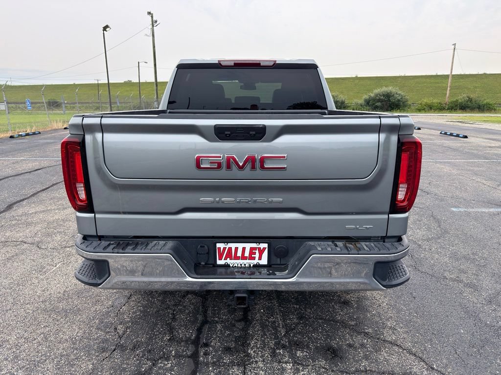 Used 2025 GMC Sierra 1500 SLT AWD/4WD image 14
