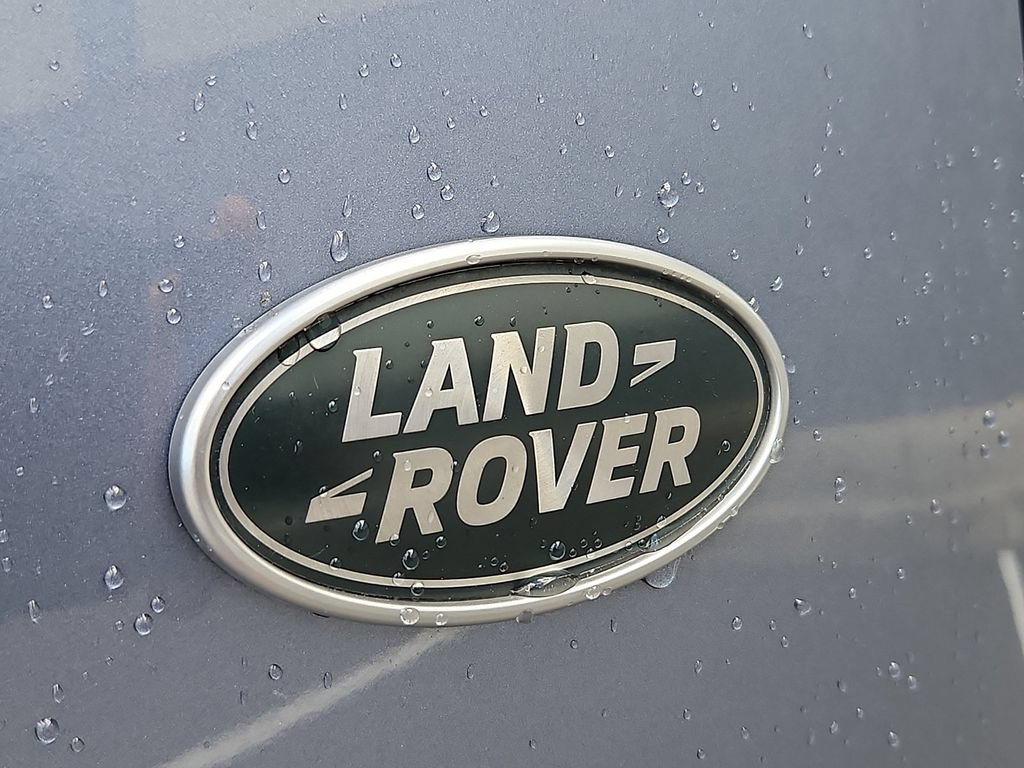 Used 2019 Land Rover Range Rover Velar R-Dynamic SE AWD/4WD image 33