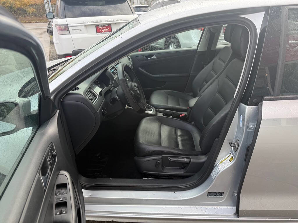 Used 2014 Volkswagen Jetta SE image 10