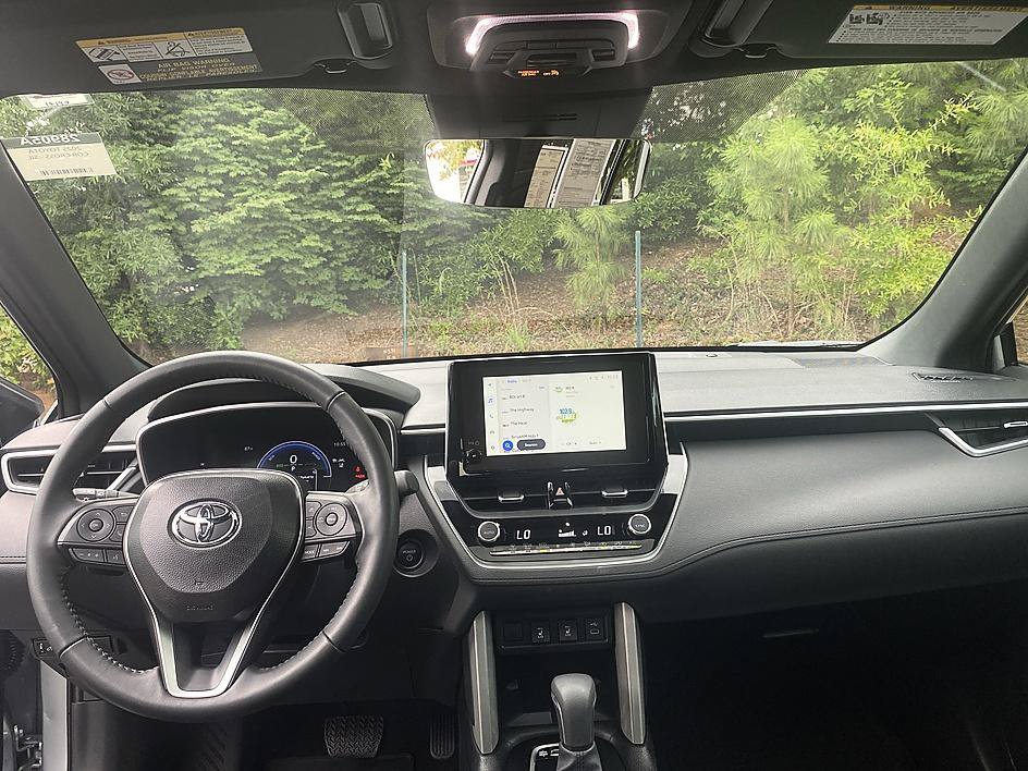 Certified 2025 Toyota Corolla Cross AWD Hybrid w/ Convenience Package image 19