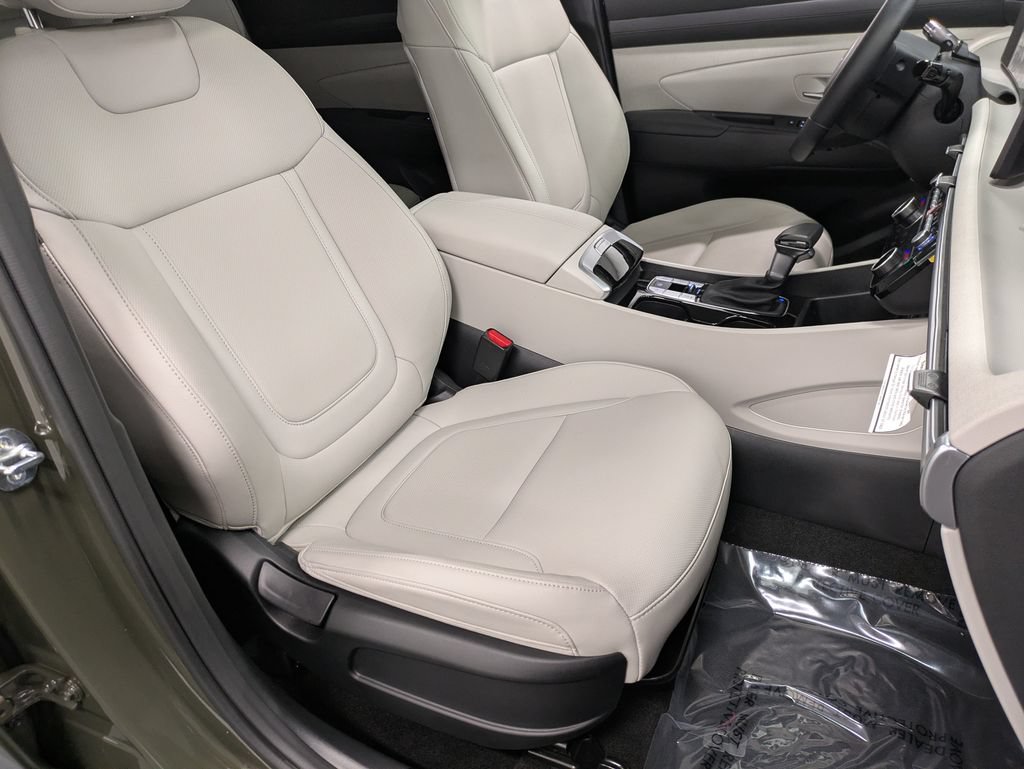 Certified 2025 Hyundai Tucson SEL AWD/4WD image 28