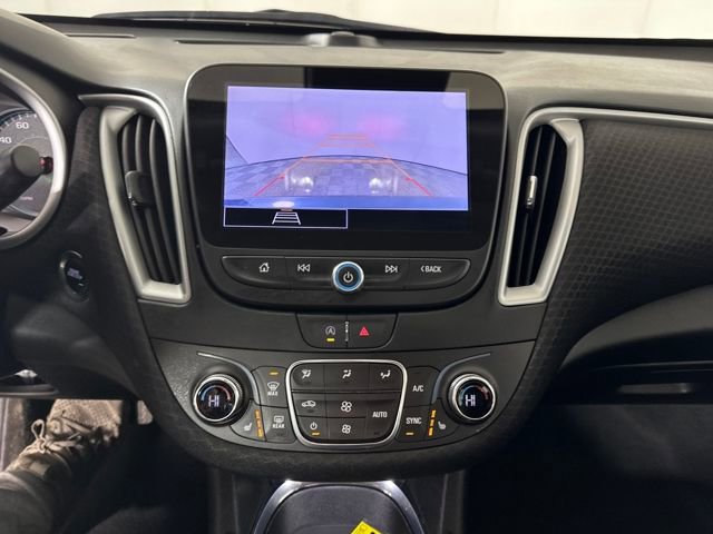 Used 2023 Chevrolet Malibu LT image 21
