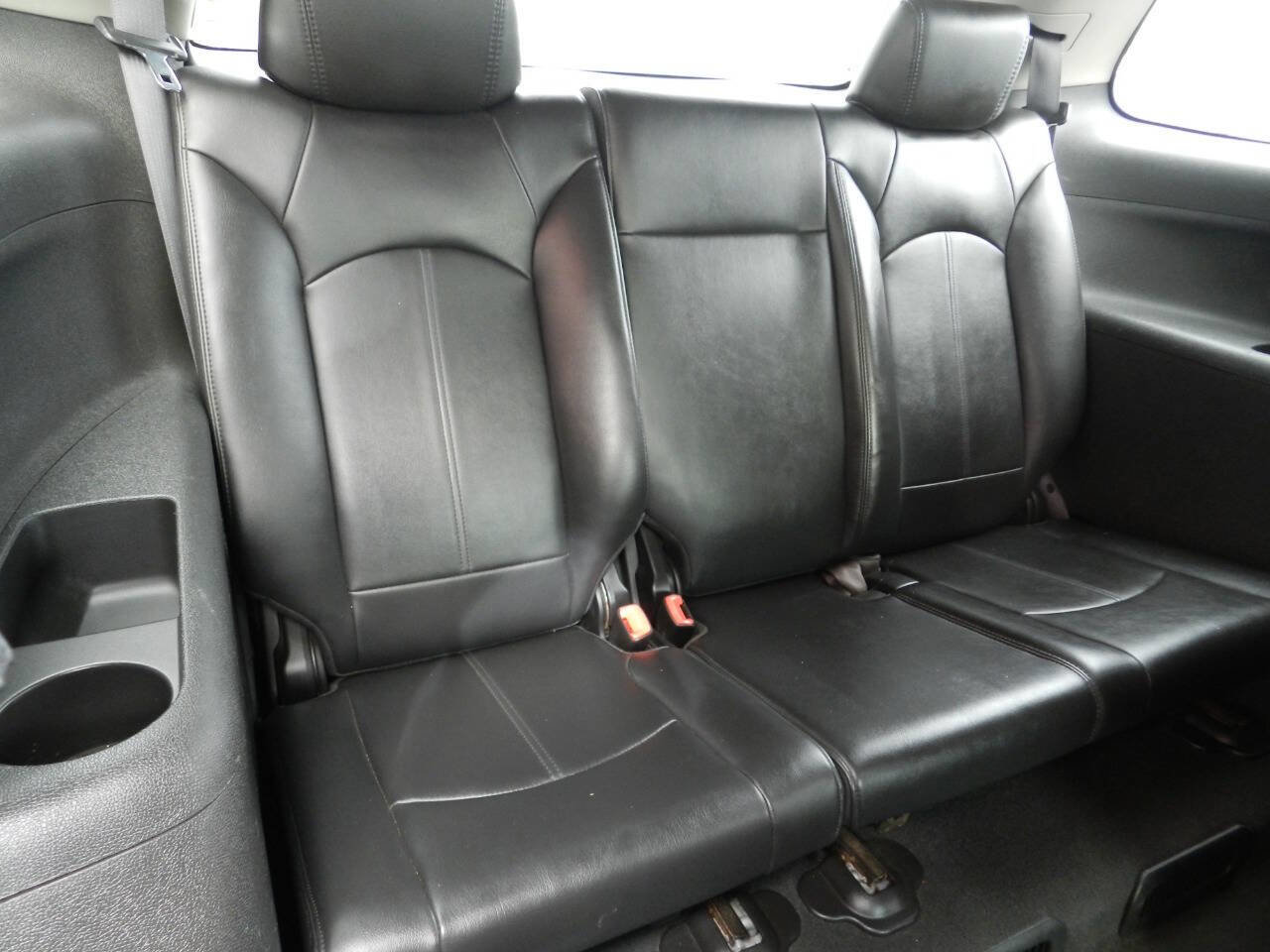 Used 2007 GMC Acadia SLT w/ Trailering Package image 14