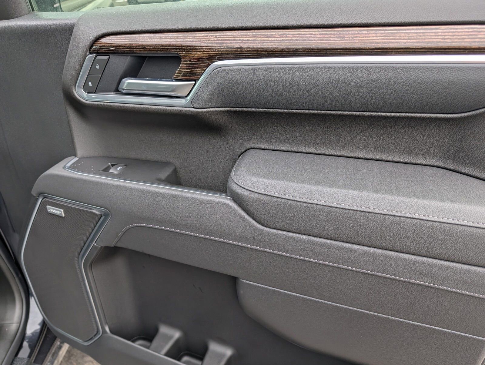 New 2026 GMC Sierra 1500 Elevation w/ Elevation Premium Package image 33