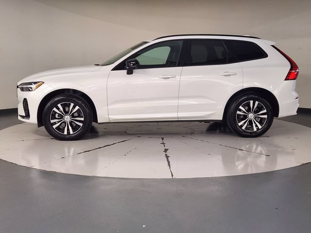 Certified 2025 Volvo XC60 B5 Core AWD/4WD image 5
