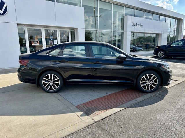 New 2026 Volkswagen Jetta SE image 8