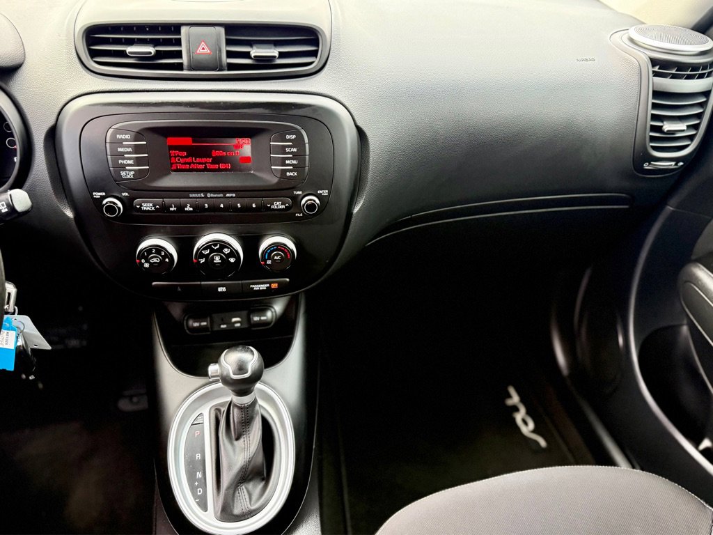 Used 2016 Kia Soul image 12