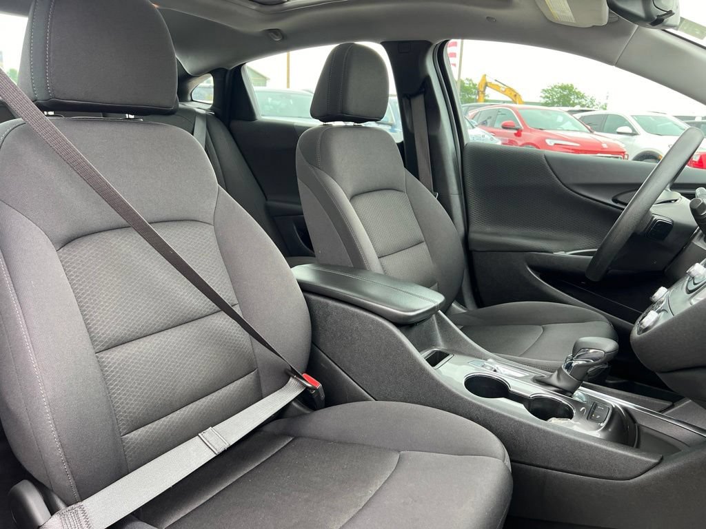 Used 2024 Chevrolet Malibu LT FWD image 37