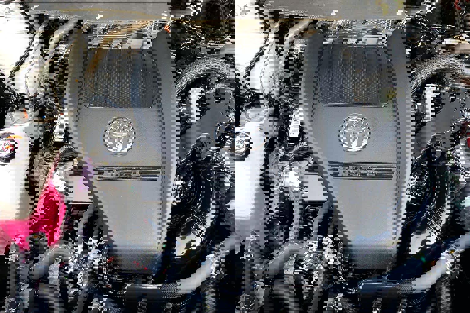 Used 2023 Toyota Highlander XLE image 32