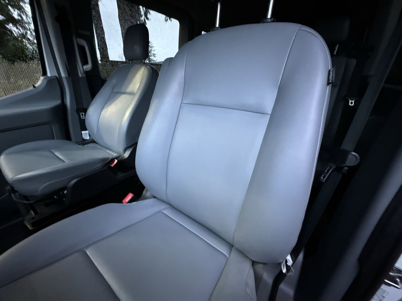 Used 2019 Ford Transit 350 XL image 14