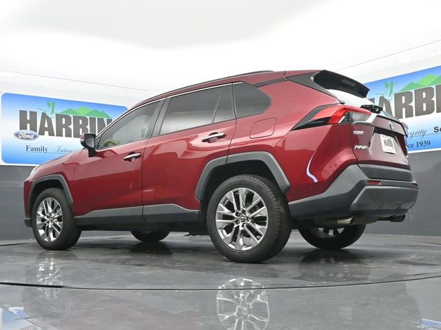 Used 2019 Toyota RAV4 Limited w/ Cold Weather Package image 21