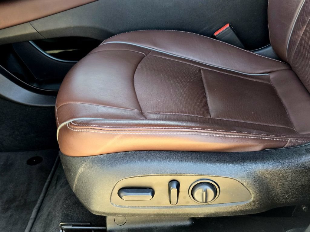 Used 2019 Buick Enclave Avenir w/ Avenir Technology Package FWD image 26