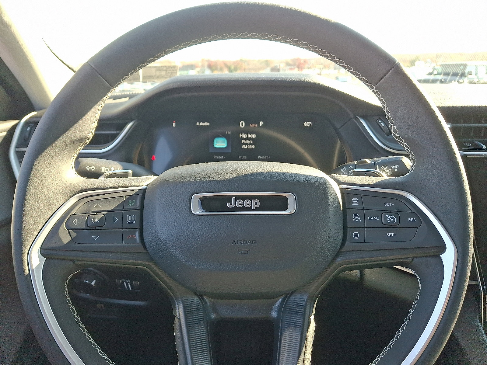 Certified 2024 Jeep Grand Cherokee Laredo image 18