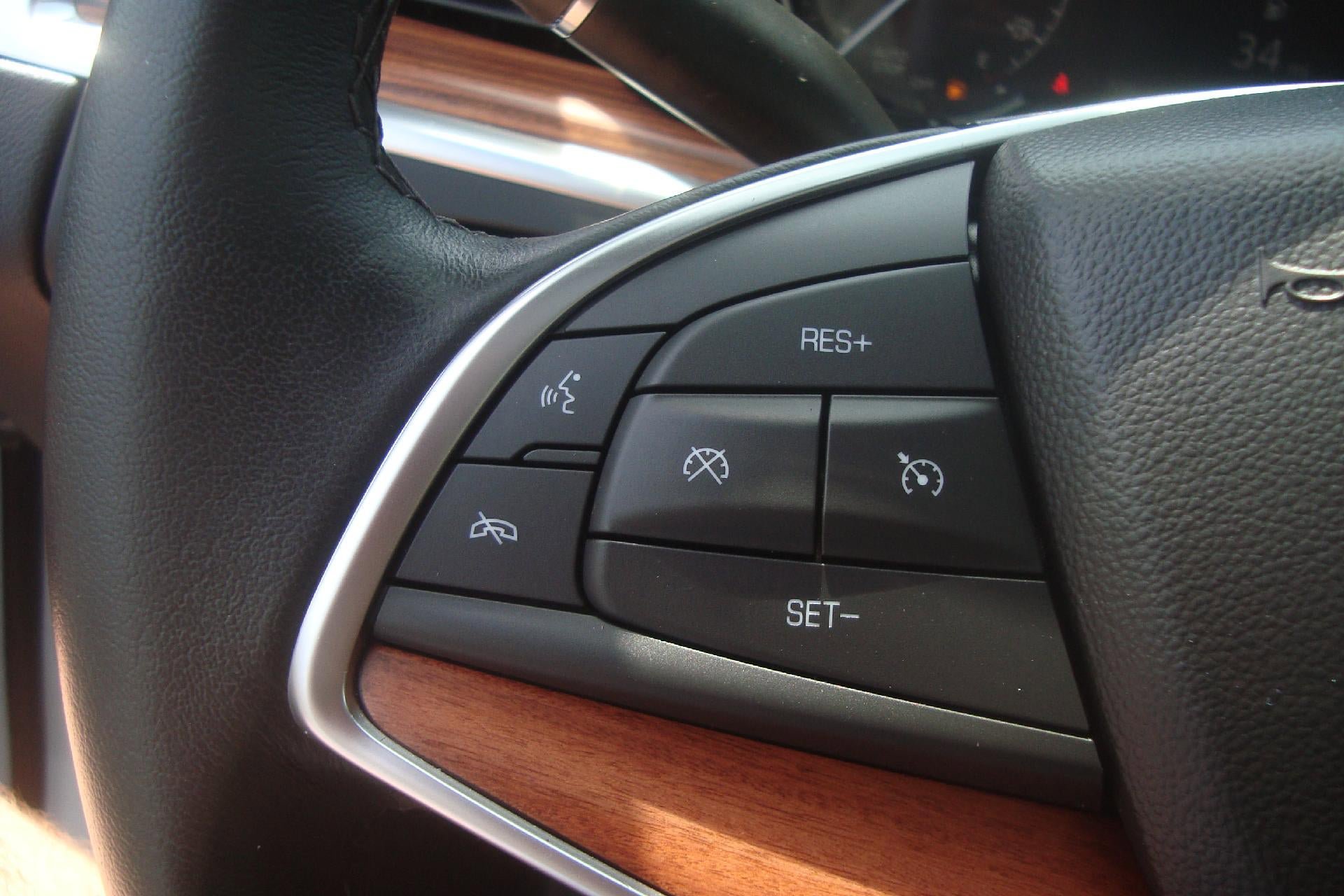 Certified 2024 Cadillac XT5 Premium Luxury AWD/4WD image 11