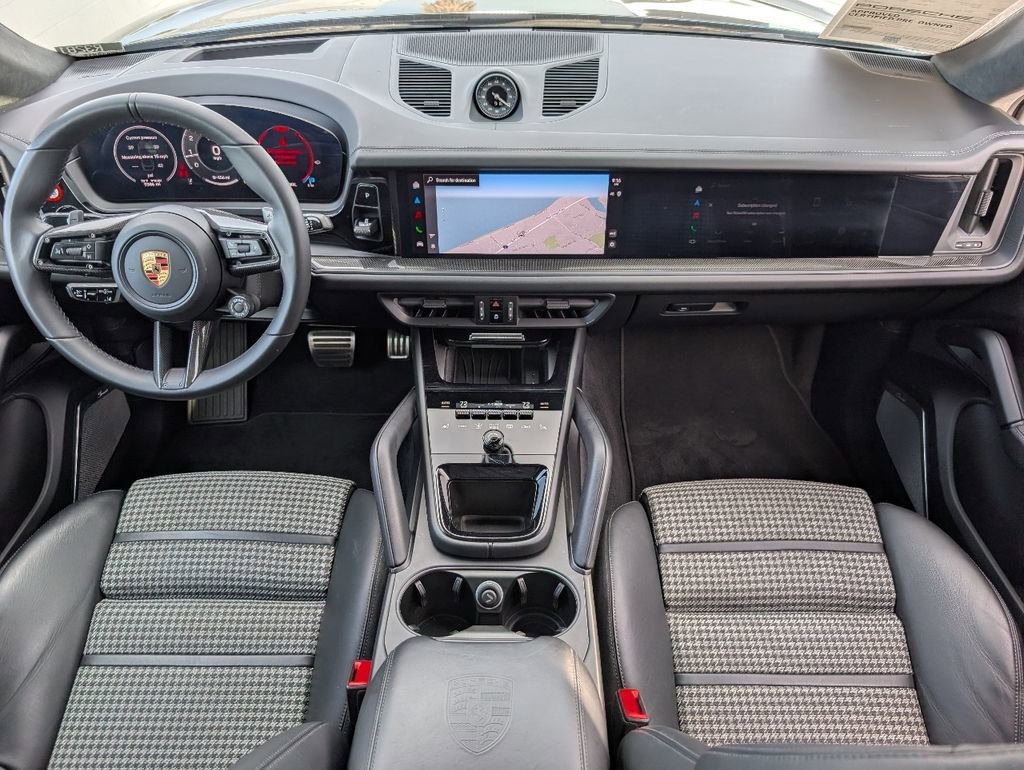 Certified 2025 Porsche Cayenne GTS image 6