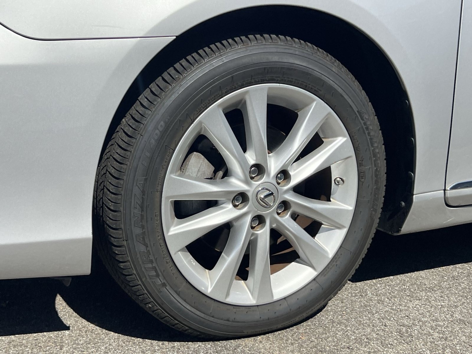Used 2010 Lexus ES 350 w/ Preferred Accessory Package FWD image 11