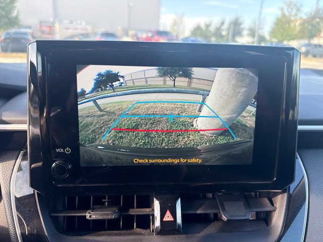 Used 2025 Toyota Corolla LE FWD image 10