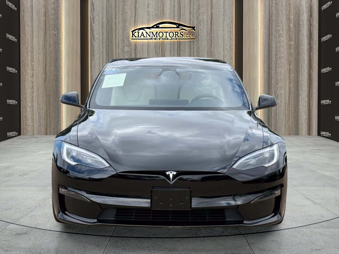Used 2023 Tesla Model S AWD/4WD image 5