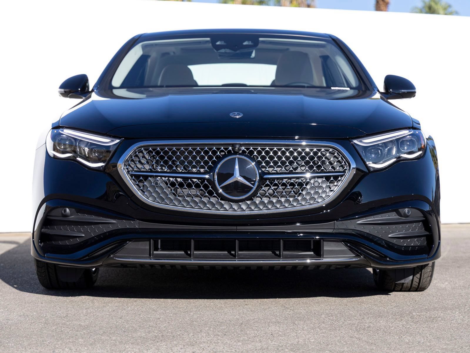 New 2027 Mercedes-Benz E 450 4MATIC Sedan image 4