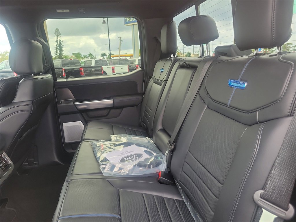 New 2026 Ford F350 4x4 Crew Cab Super Duty image 11