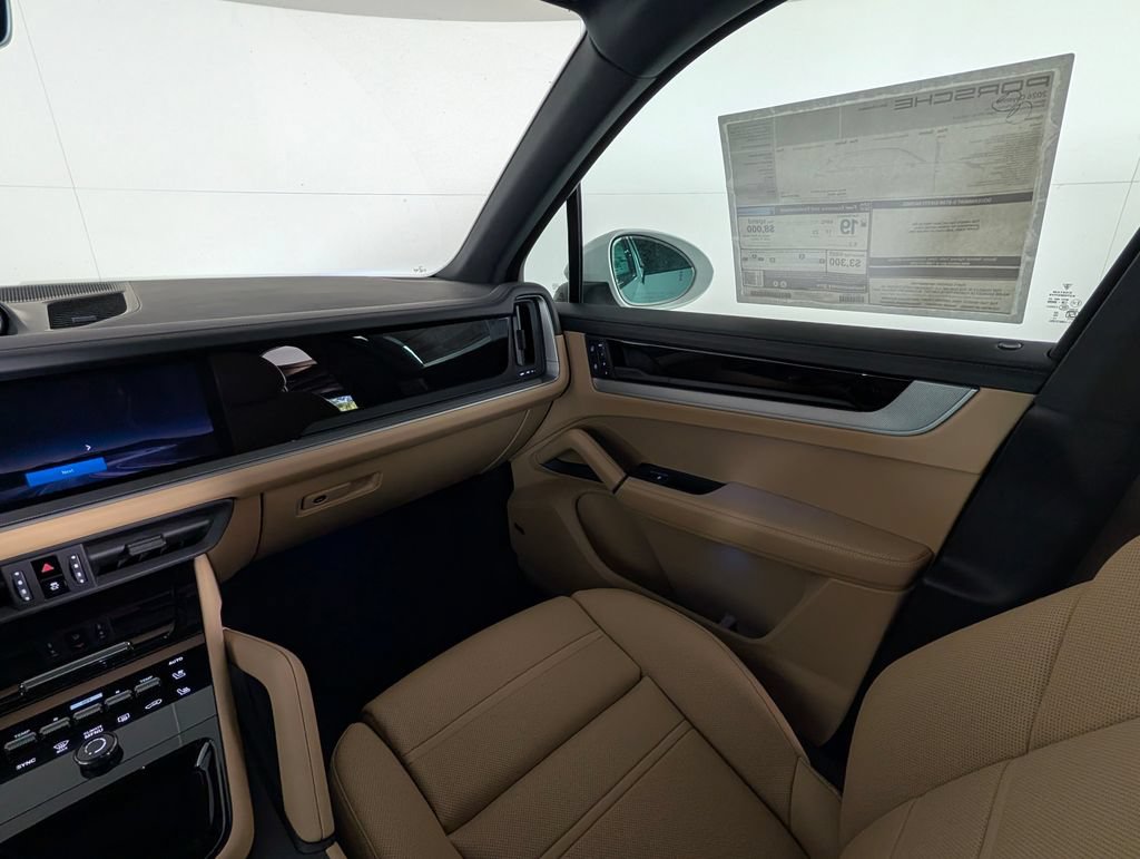 New 2026 Porsche Cayenne AWD/4WD image 23