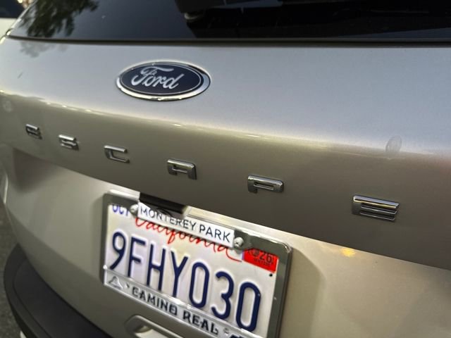 Used 2020 Ford Escape SEL image 36