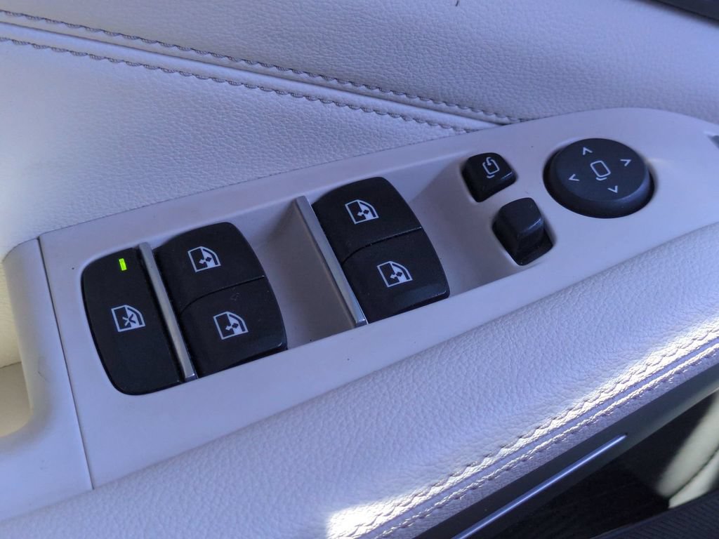 Used 2019 BMW X5 xDrive40i w/ Convenience Package AWD/4WD image 28