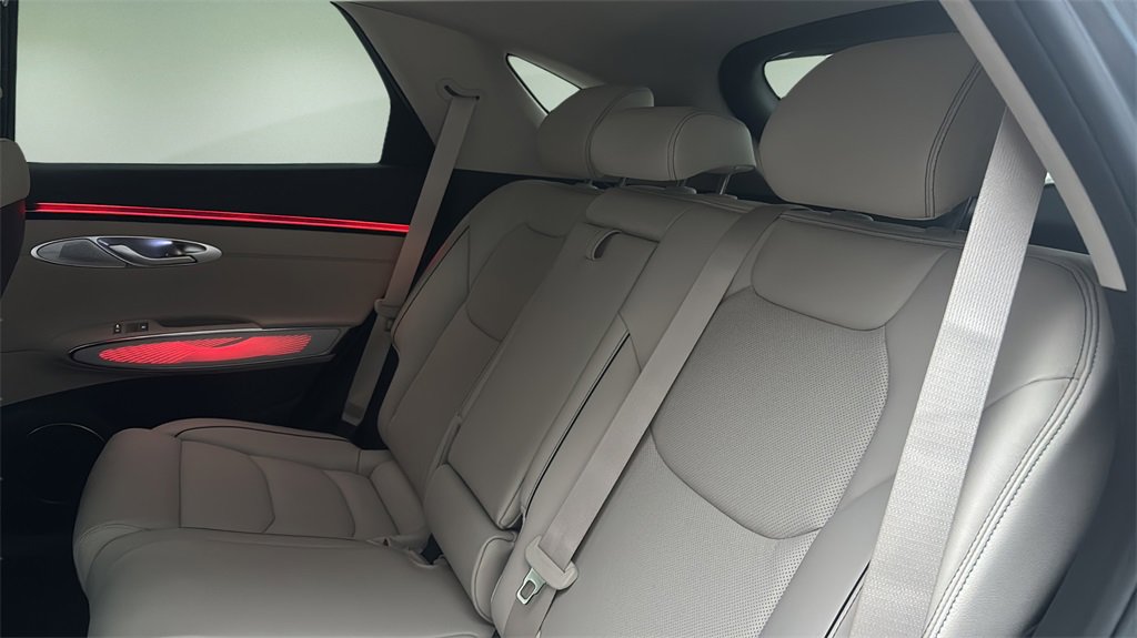 New 2026 Genesis GV70 2.5T Advanced image 10