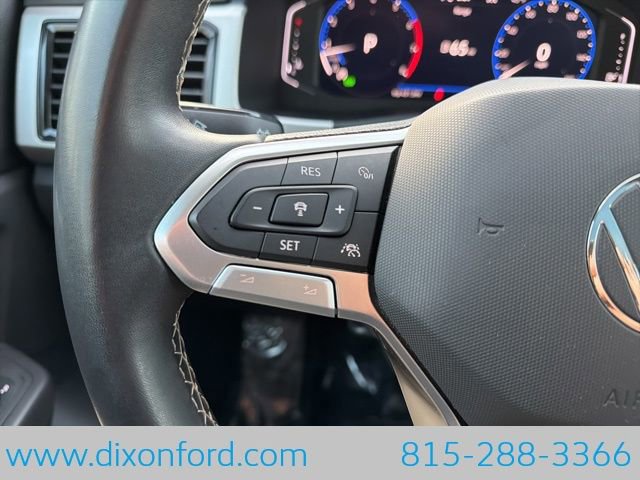 Used 2023 Volkswagen Atlas SEL image 16