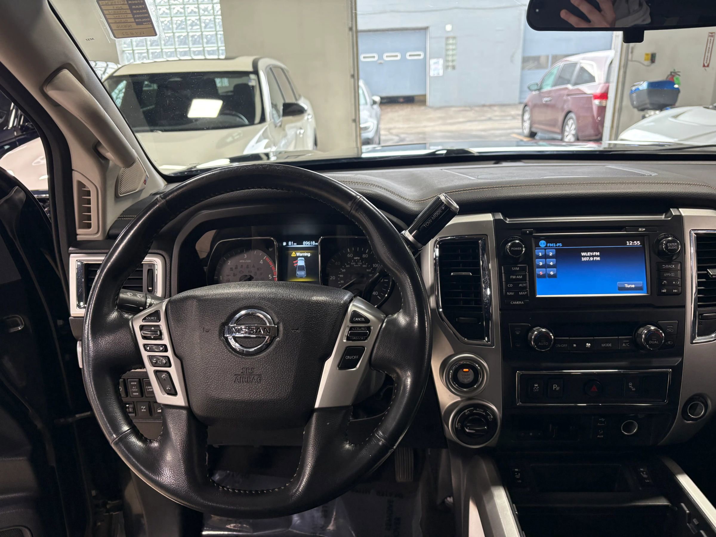 Used 2017 Nissan Titan PRO-4X image 3