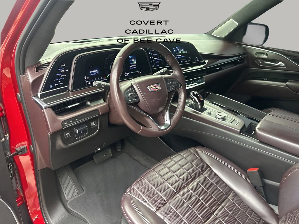 Used 2022 Cadillac Escalade Sport Platinum w/ Heavy-Duty Trailer Package image 31